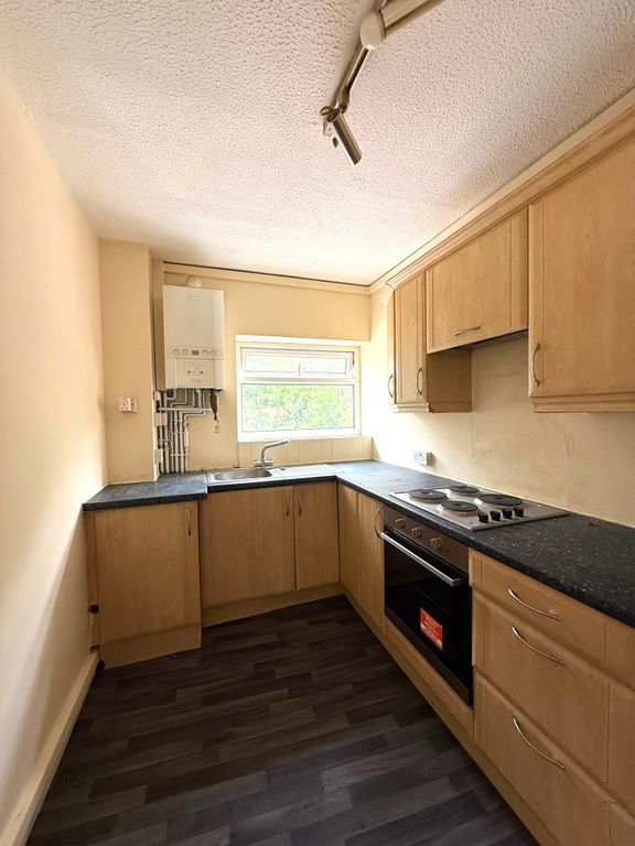 Property photo 2 of 8
