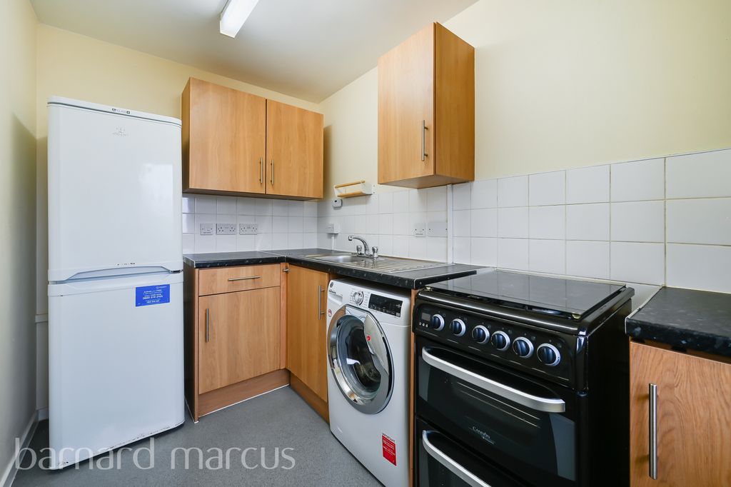 Property photo 3 of 8 Image