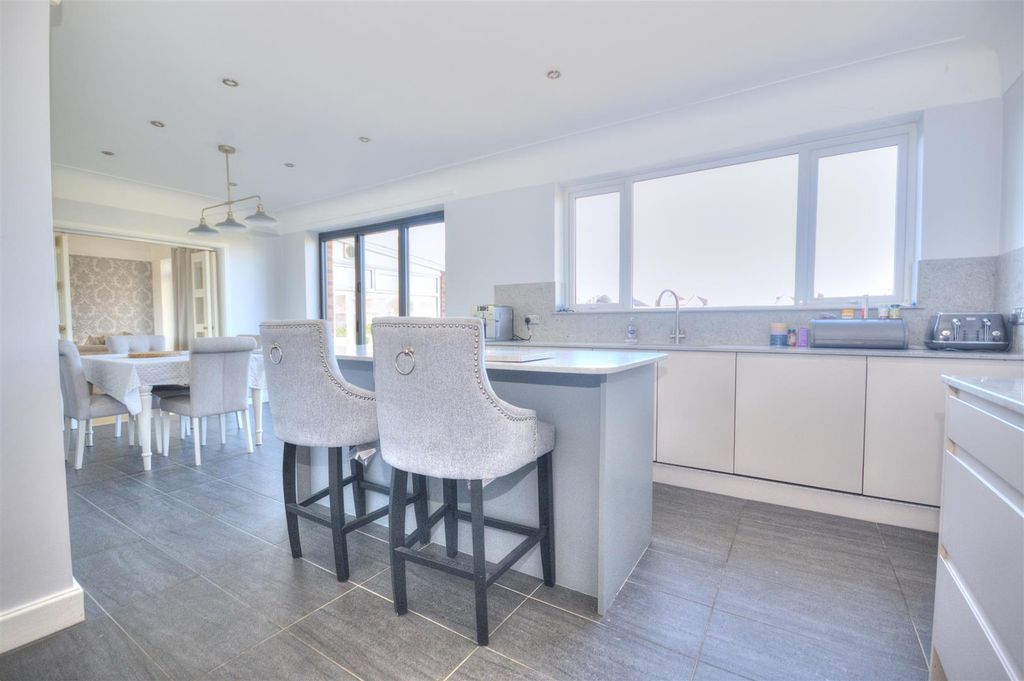 Property photo 2 of 24 Dsc_3237_Enhancer.Jpg