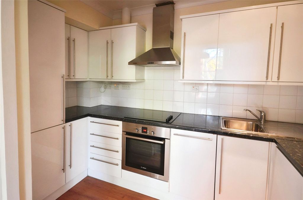 Property photo 2 of 5 Kitchen