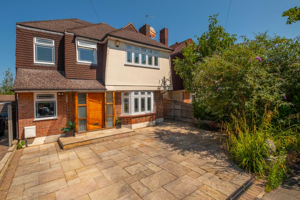 Property photo 1 of 19