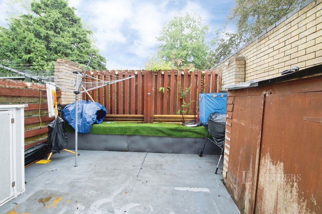 Property photo 2 of 15 Pbox-Img.Jpg