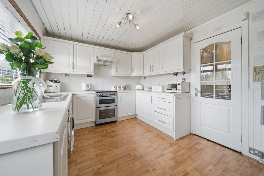 Additional image 7 of 2 bed terraced house for saleNorwood Avenue, Bonnybridge FK4