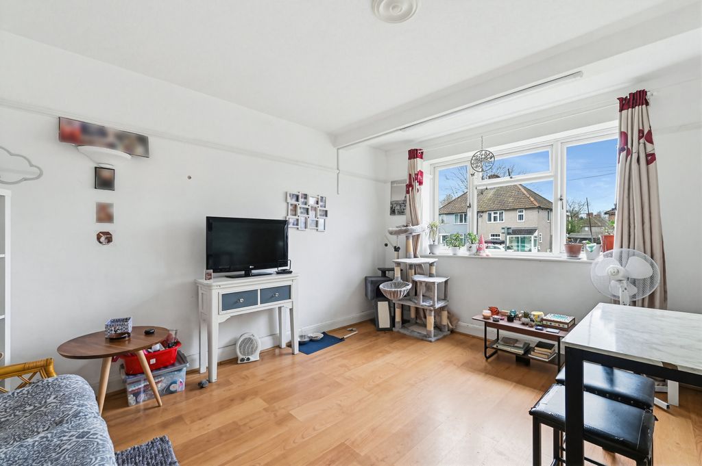 Property photo 2 of 11 Picture No. 02