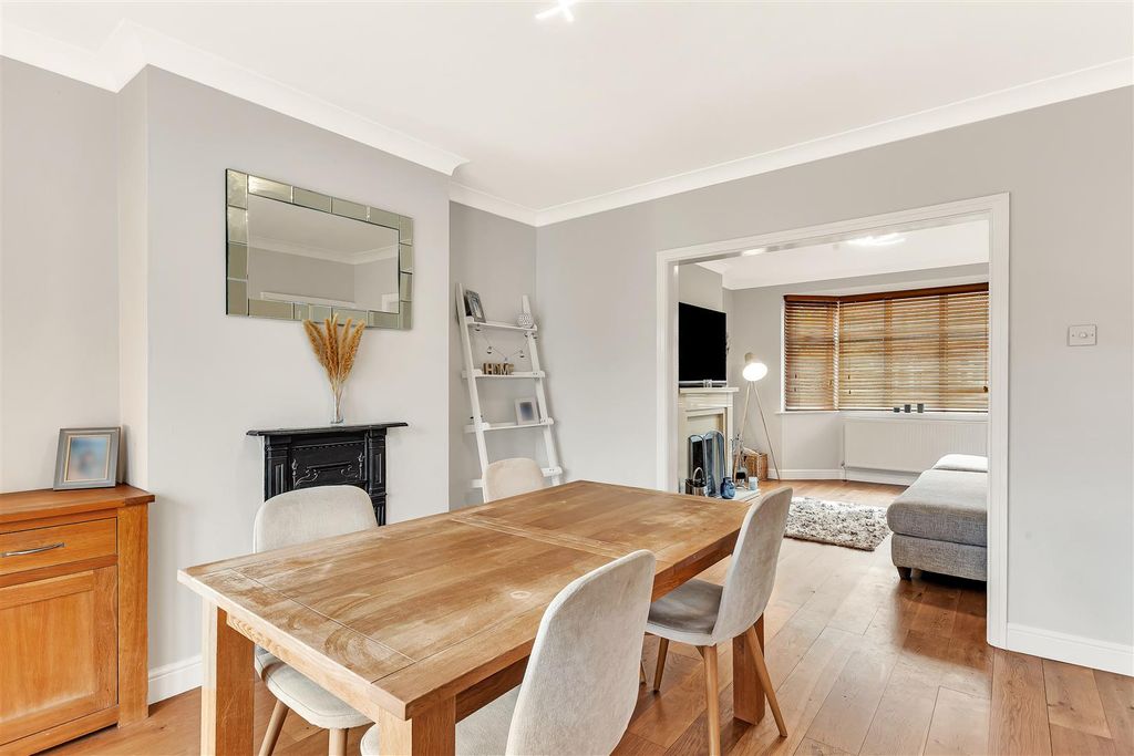 Property photo 2 of 20 Living Room.Jpg