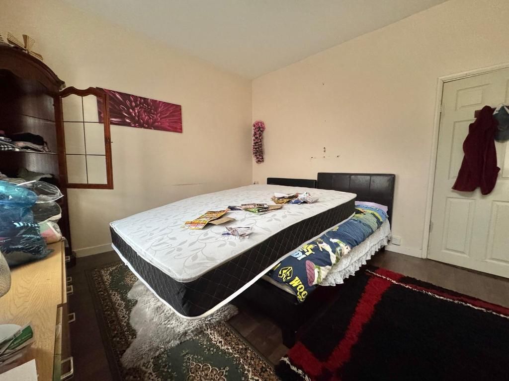 Property photo 3 of 12 Photo 3