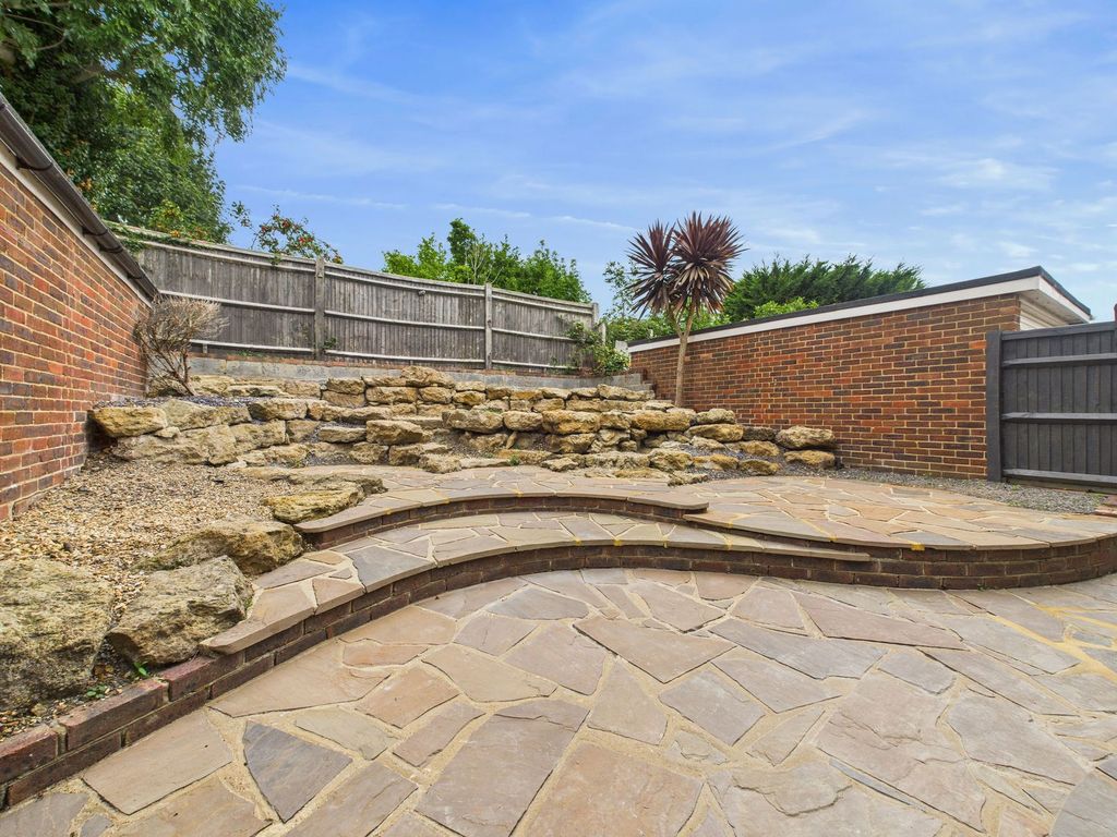 Property photo 2 of 18