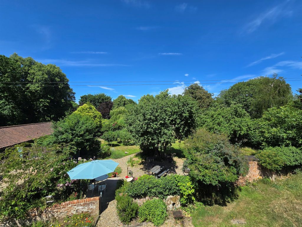 Property photo 3 of 20