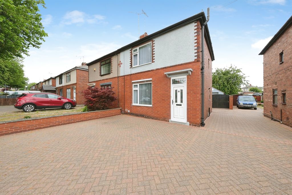 Property photo 1 of 12