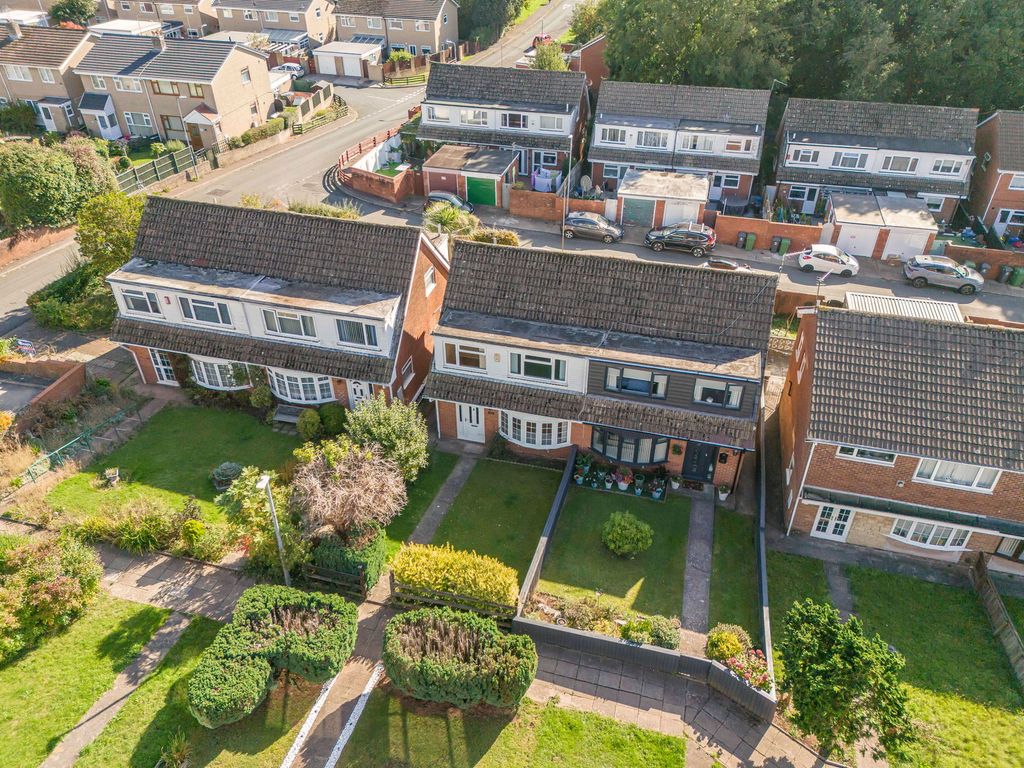 Property photo 1 of 31