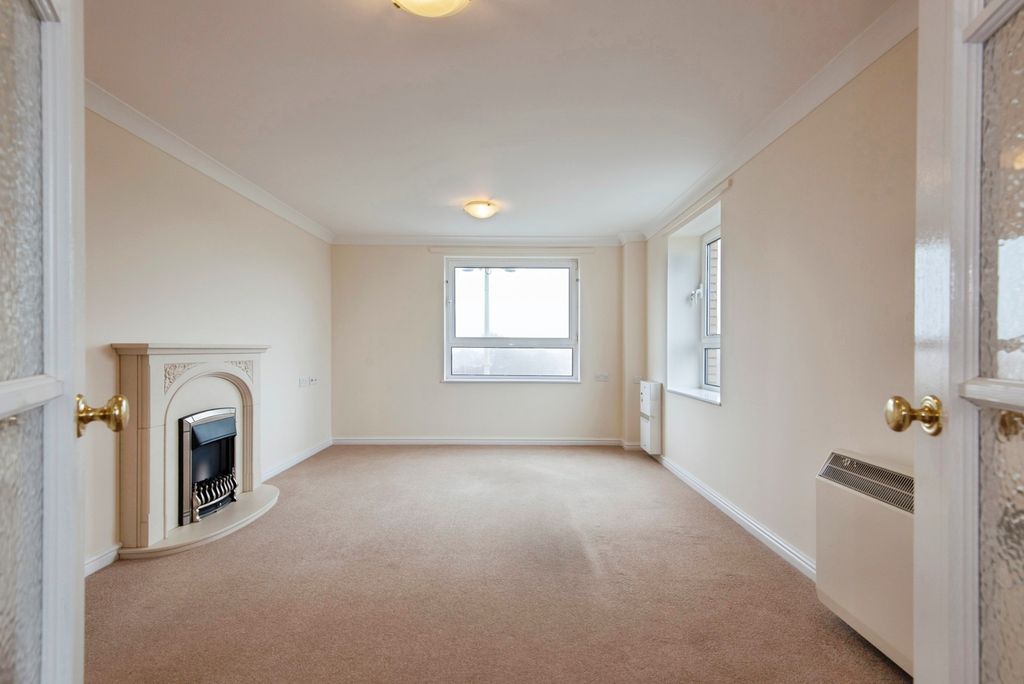 Property photo 2 of 17 Lounge`