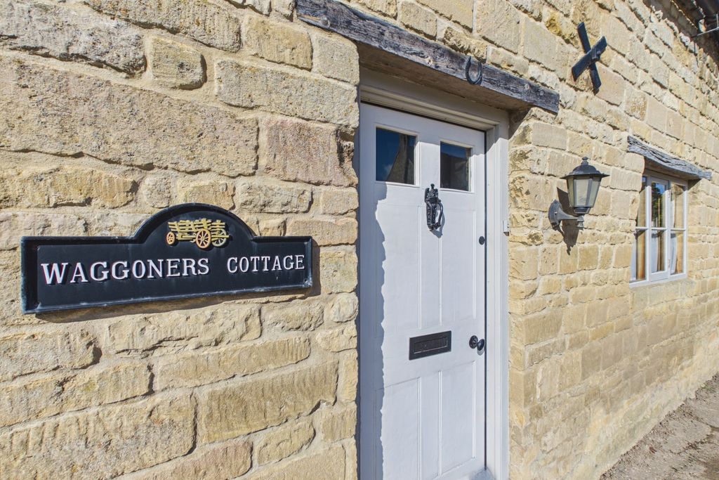 Property photo 1 of 37 Stone Facade