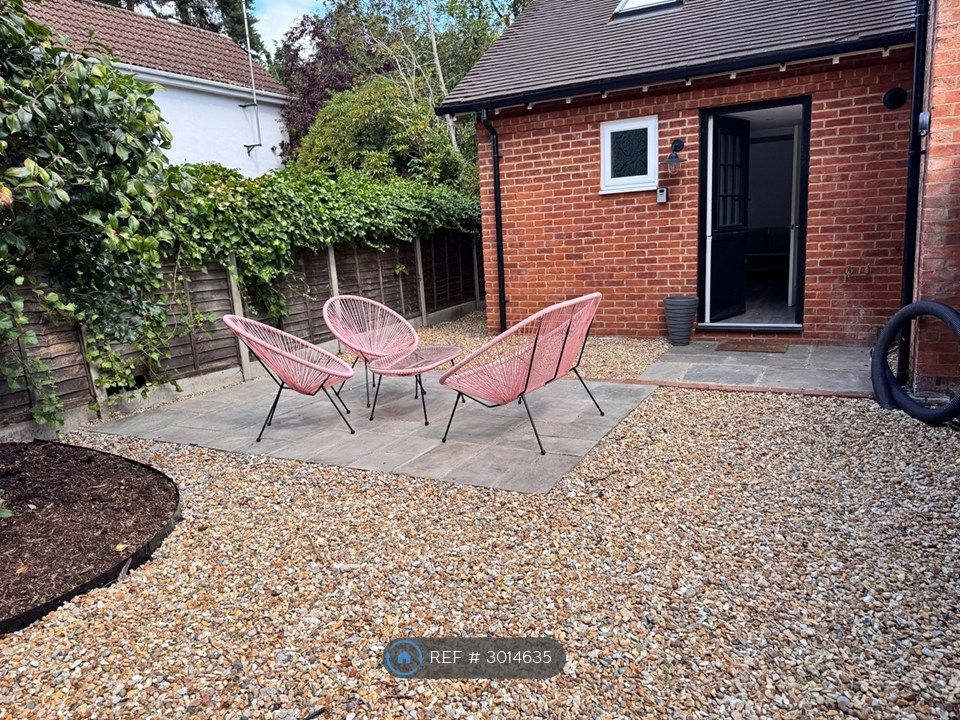 Property photo 1 of 5