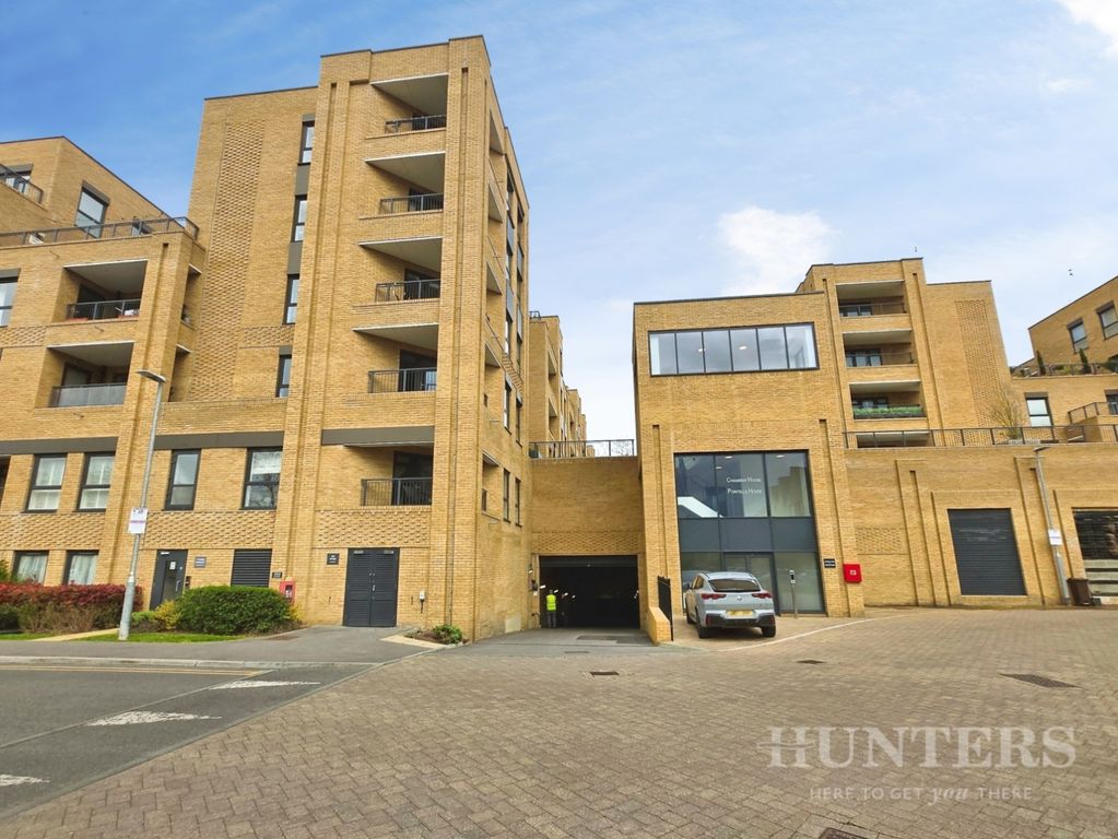 Property photo 1 of 17 Pbox-Img.Jpg