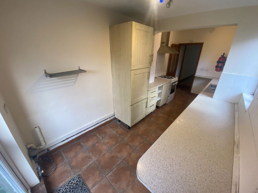 Property photo 3 of 21