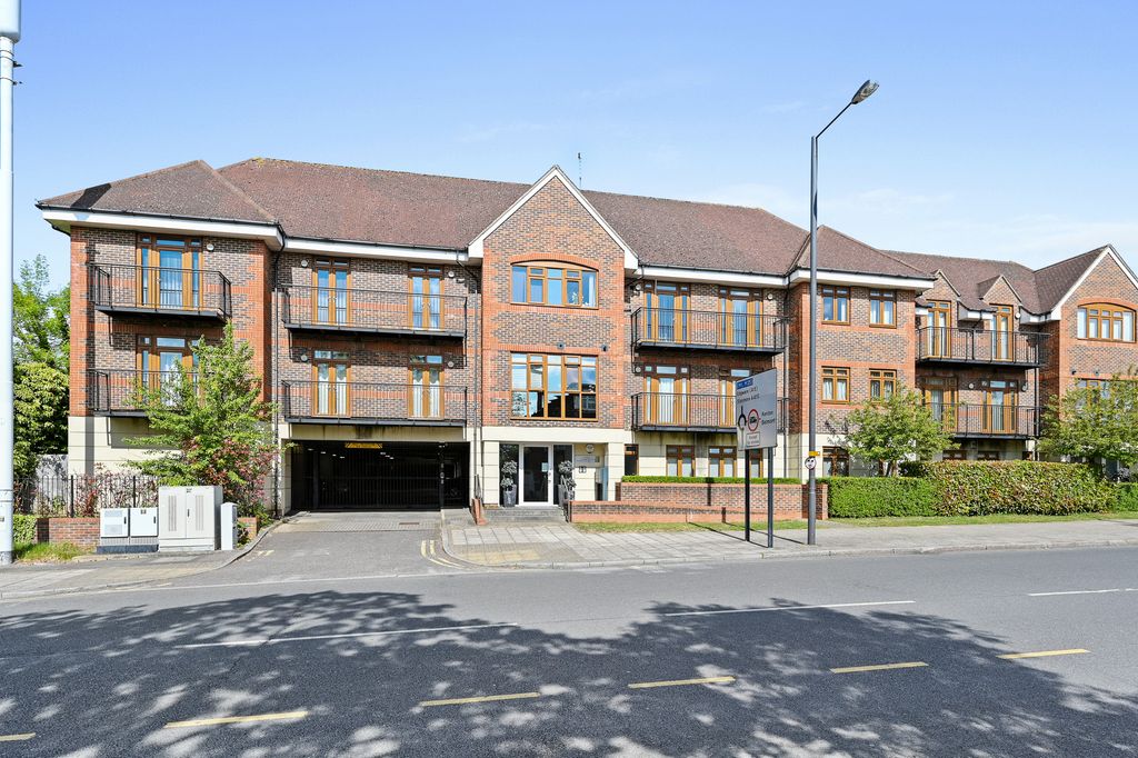 Property photo 1 of 13 6