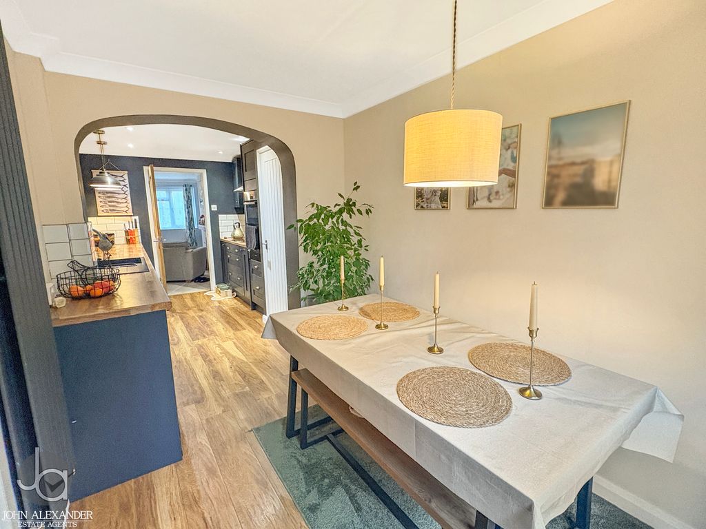 Property photo 3 of 22 20251107_133341835_0.5