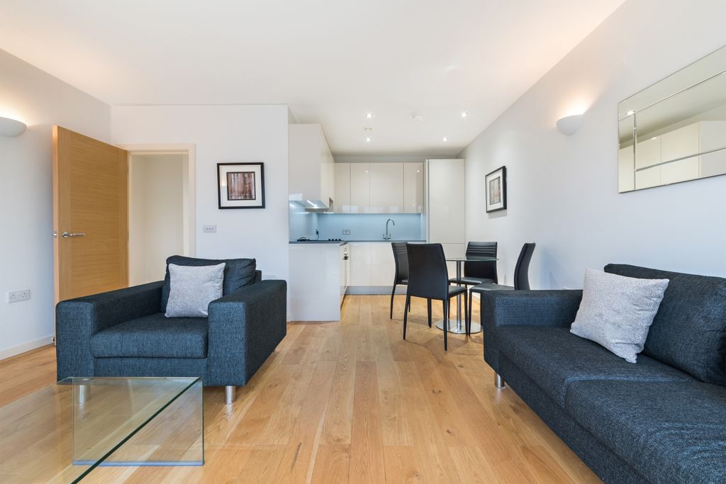 Property photo 3 of 8 Living Area