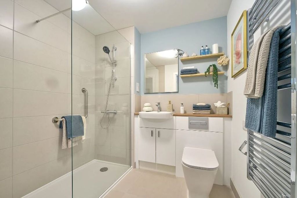 Additional image 6 of 1 bed flat for saleHaslemere Road, Liphook GU30