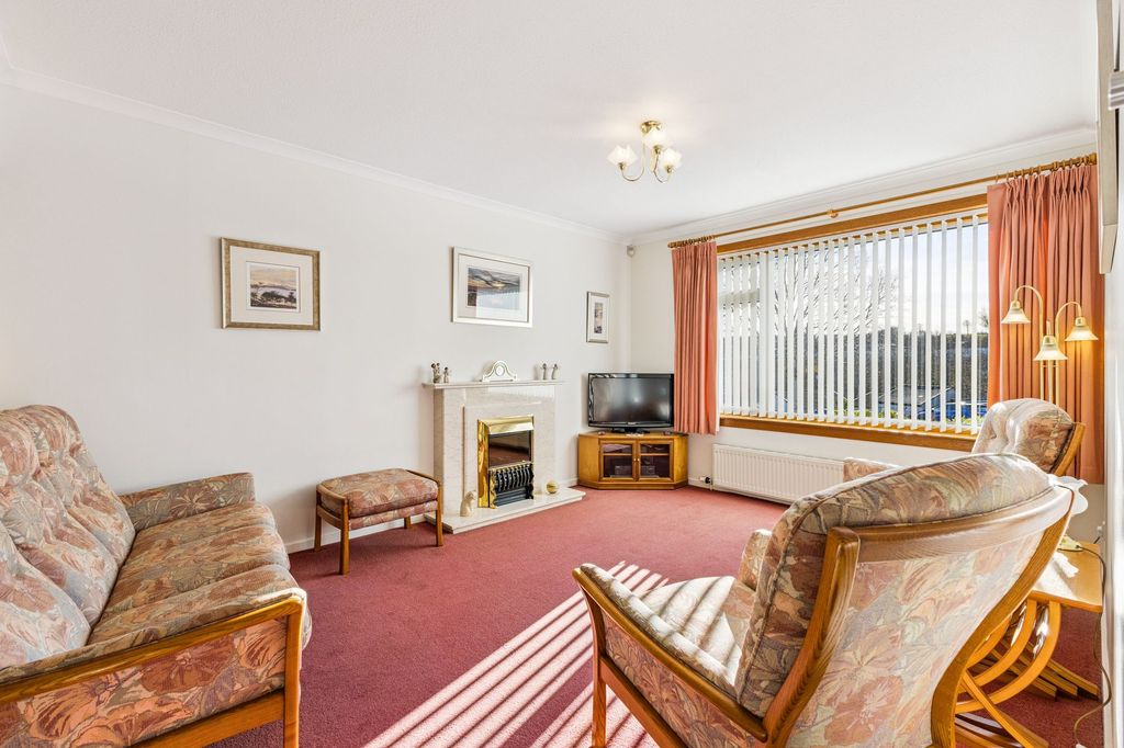 Property photo 2 of 22