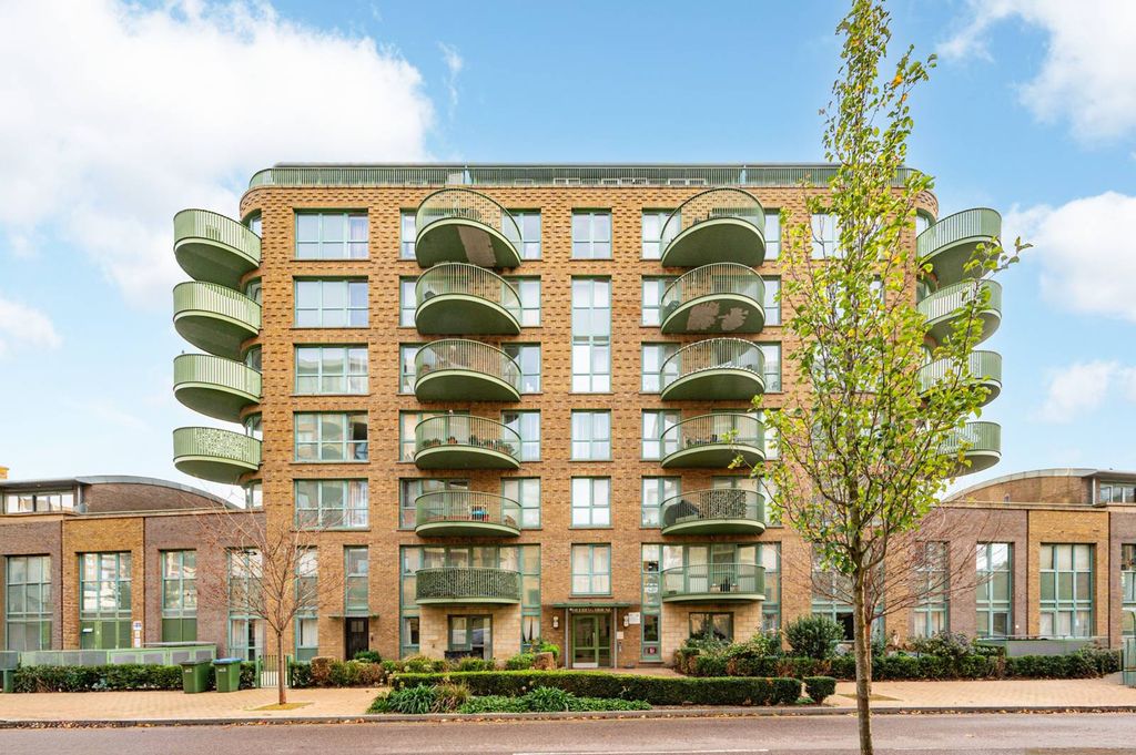 Property photo 3 of 16