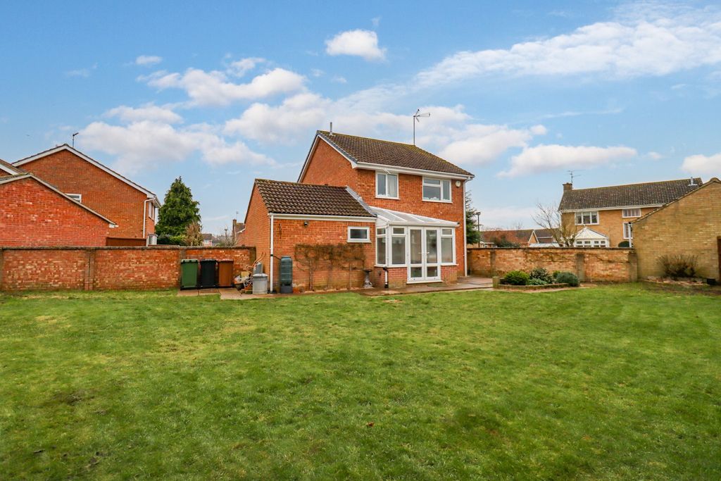 Property photo 2 of 30 3631606