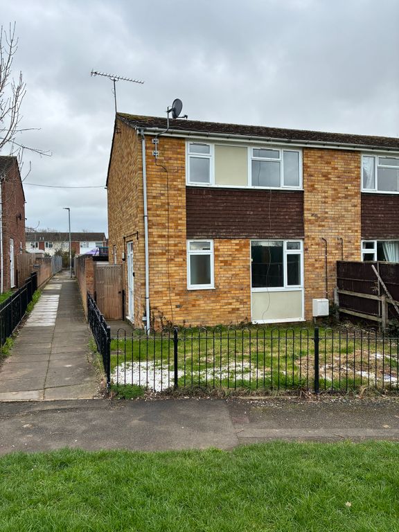 Property photo 1 of 8 Front