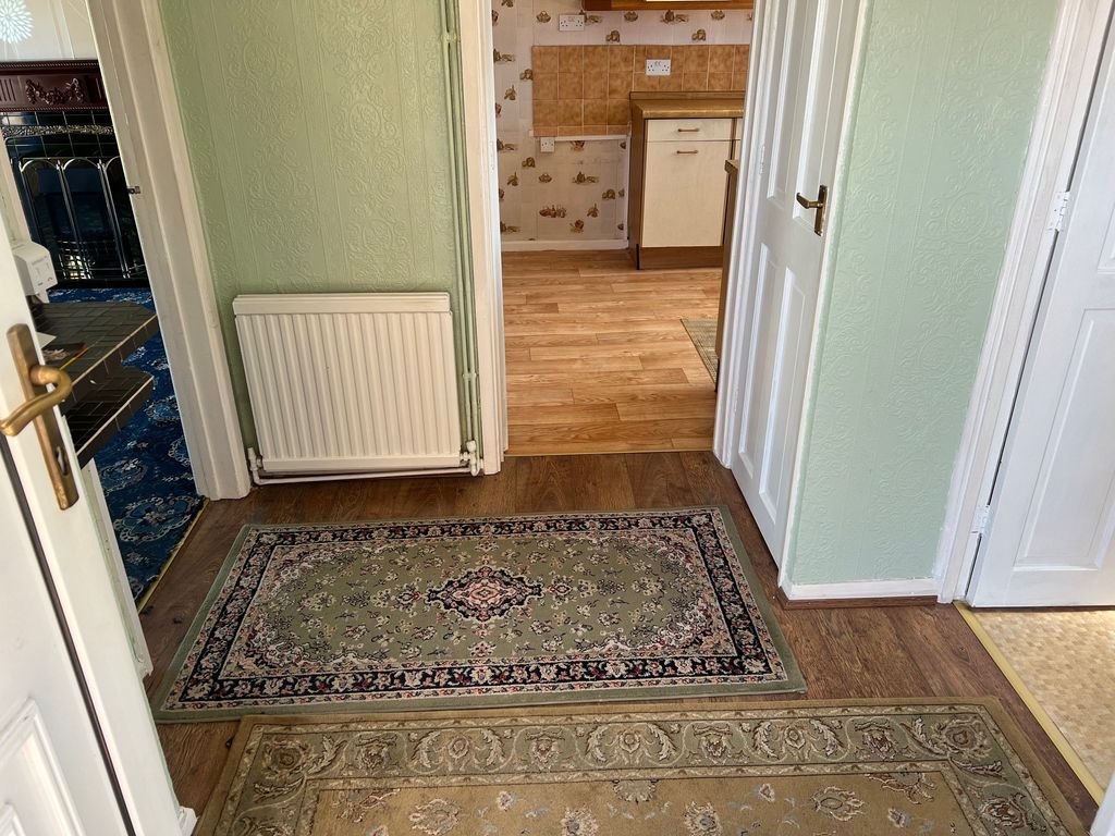 Property photo 3 of 18