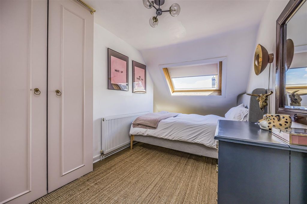 Property photo 3 of 13 Flat 4, 21 Shaftesbury Road, Southsea-Porticomarke
