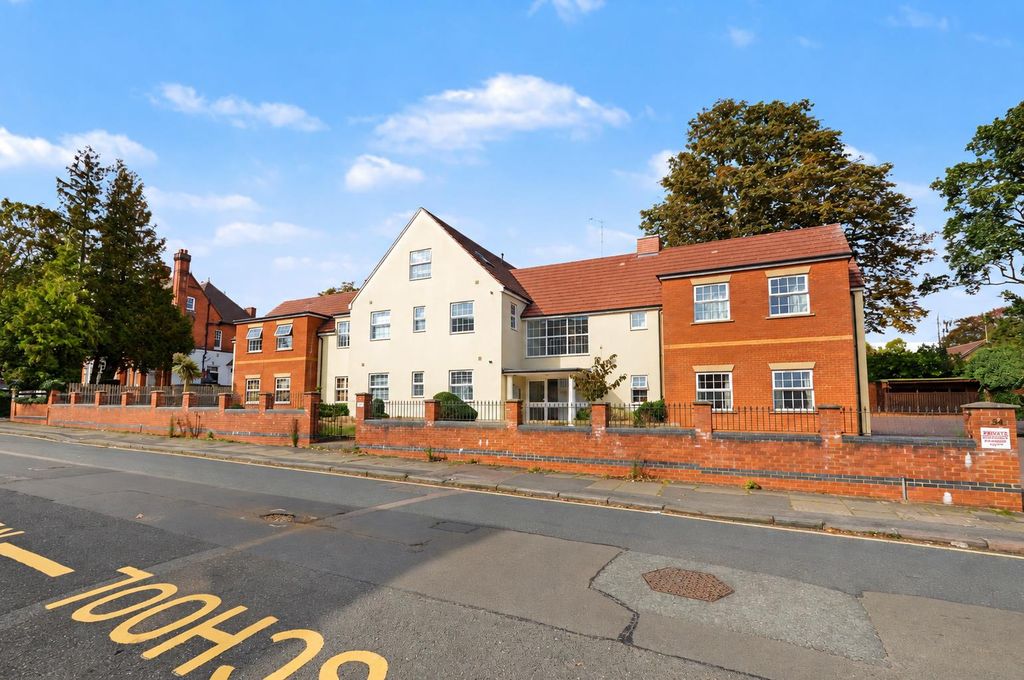 Property photo 1 of 17 Externall (2).Png