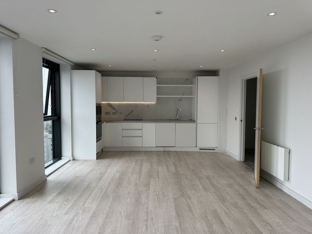 Property photo 1 of 20 Img_6997
