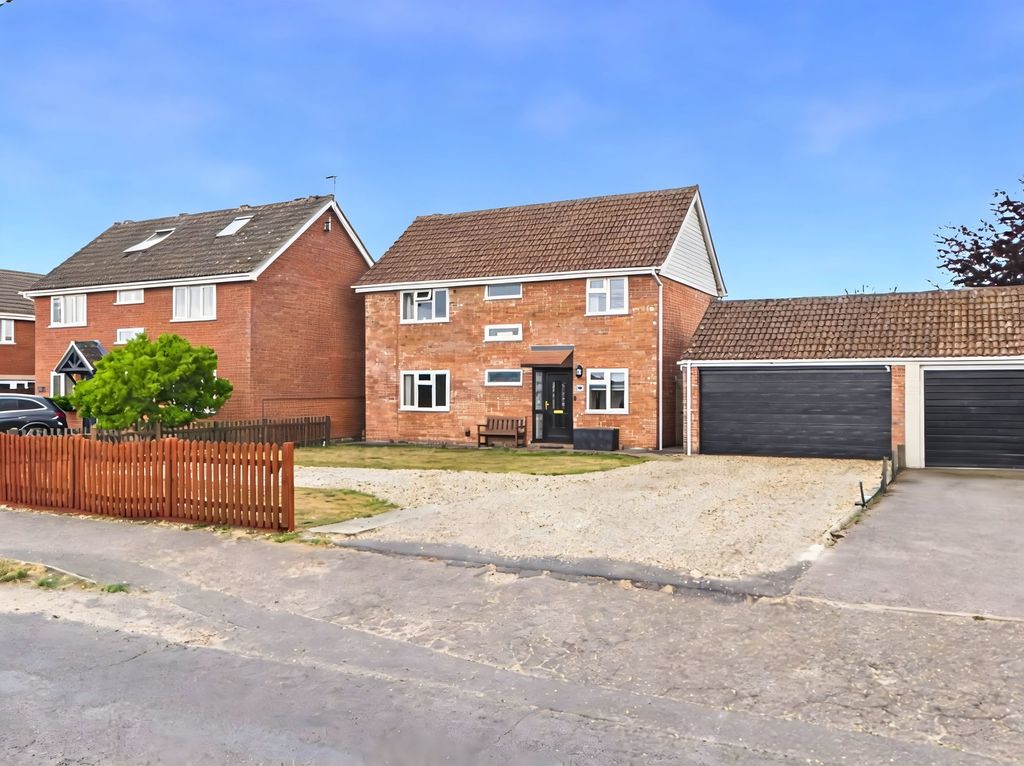 Property photo 1 of 19