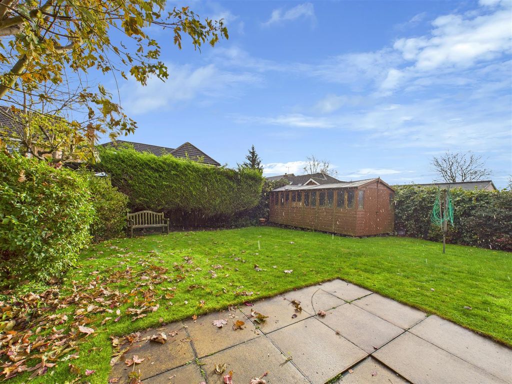 Property photo 3 of 14 Outside