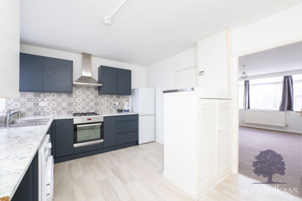 Property photo 3 of 11 Picture No. 15