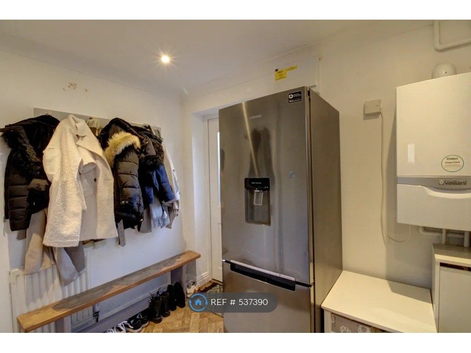 Property photo 3 of 16