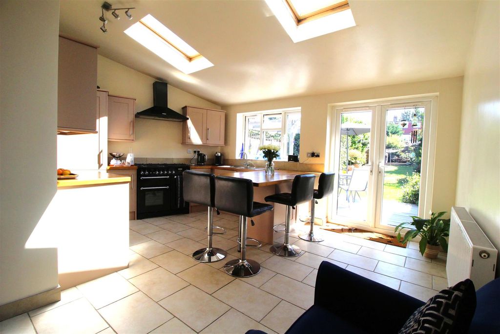 Property photo 3 of 21 Img_4014.Jpg