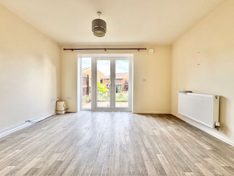 Property photo 3 of 16 Lounge Diner