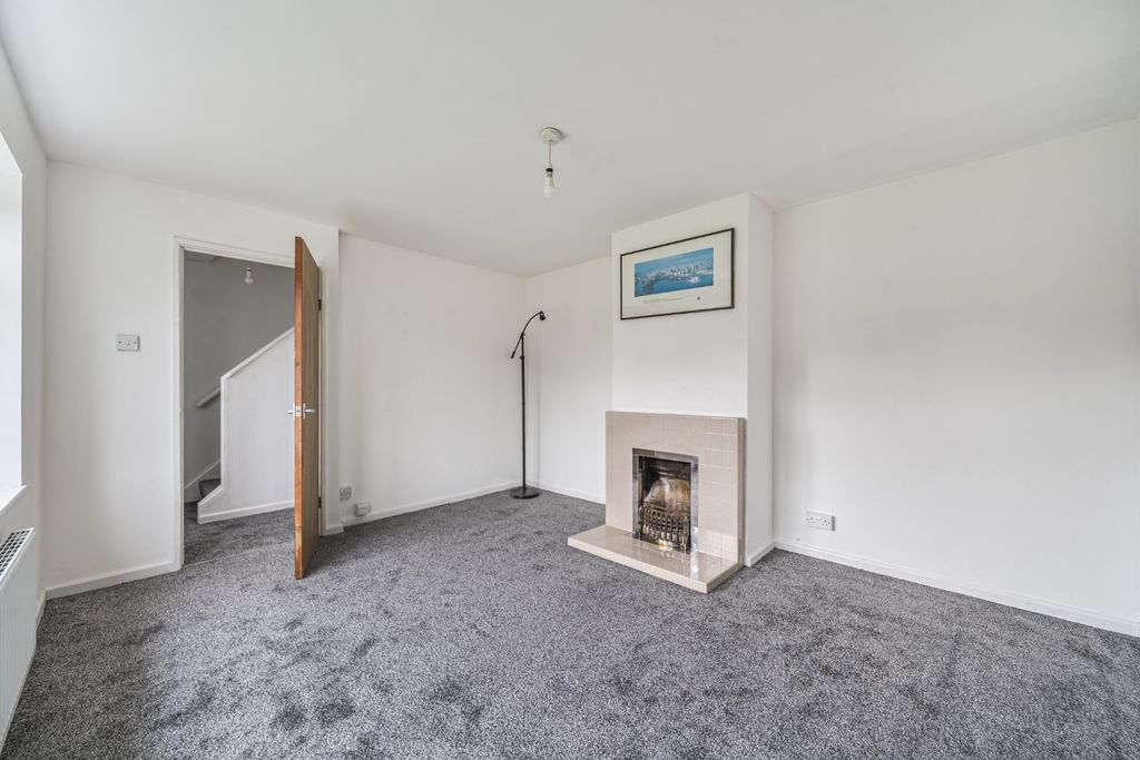 Property photo 3 of 21 Seddons, Tiverton