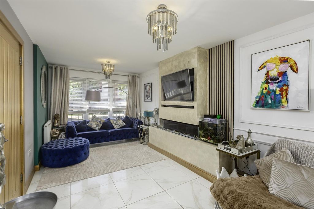 Property photo 2 of 53