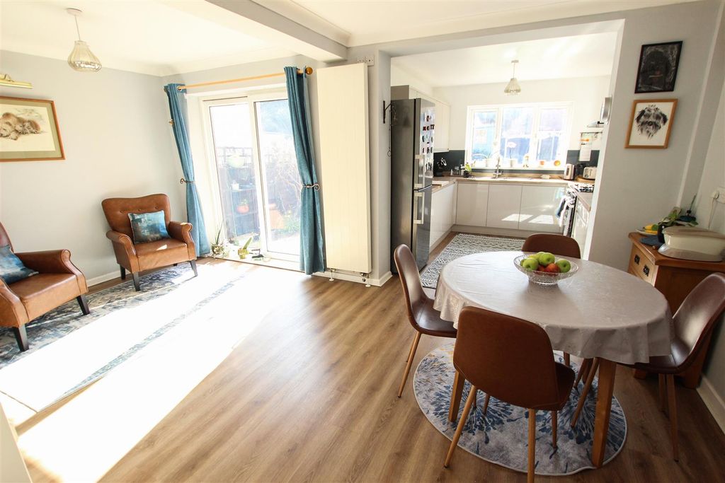 Property photo 3 of 17 Open Plan Living/Dining Kitchen