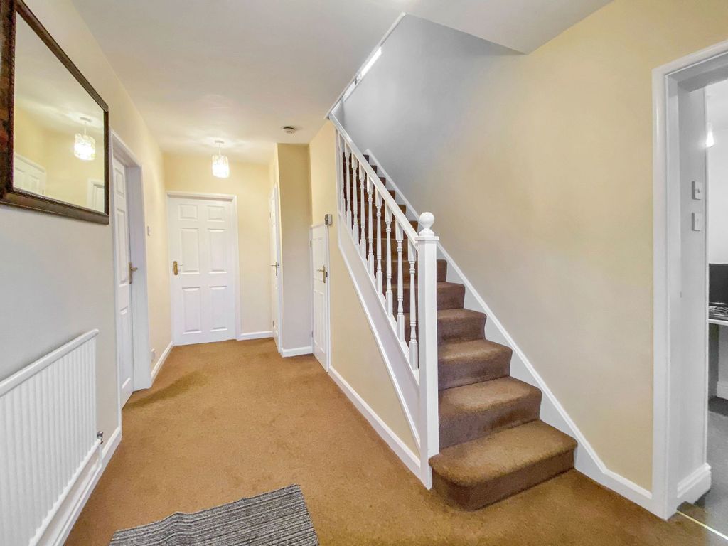 Property photo 3 of 23