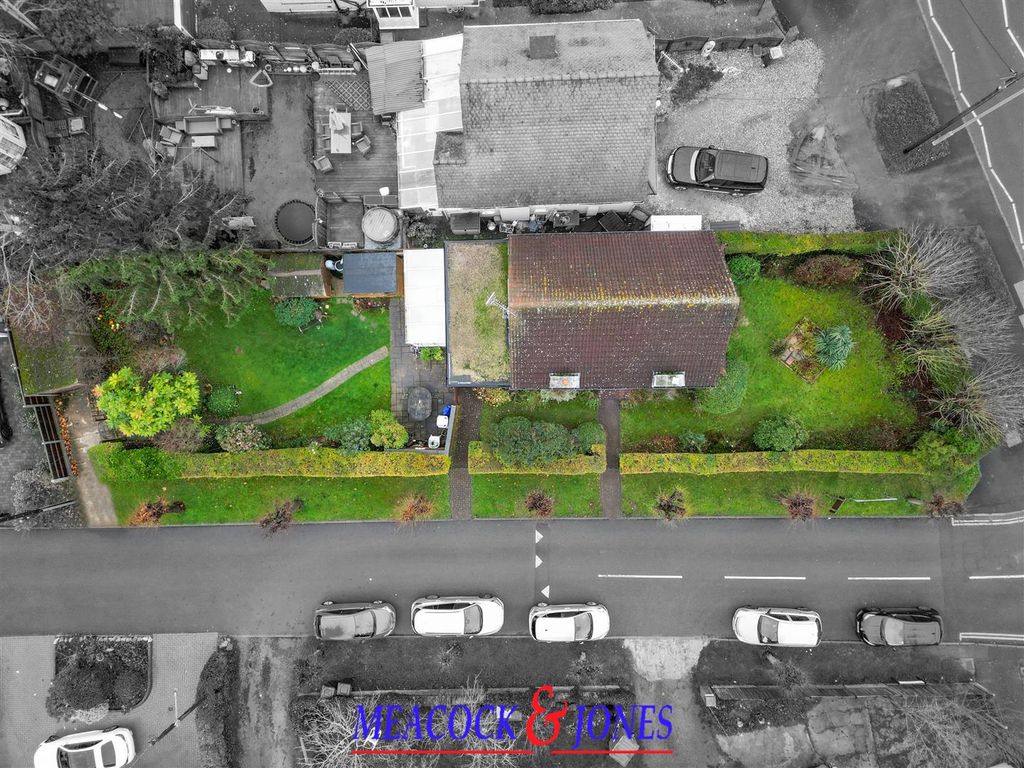 Additional image 8 of 4 bed detached bungalow for saleMount Pleasant Avenue, Hutton, Brentwood CM13