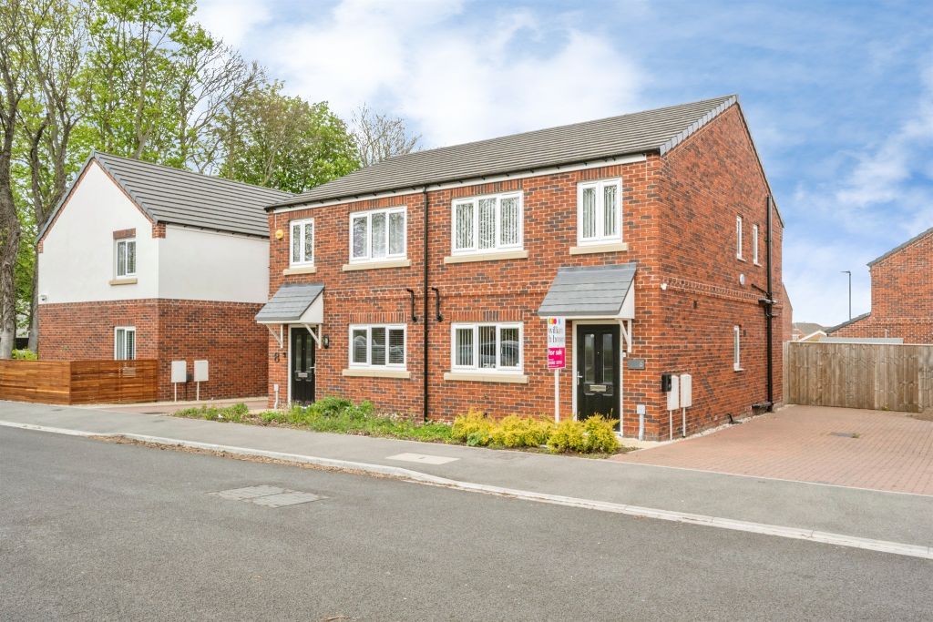 Property photo 1 of 16