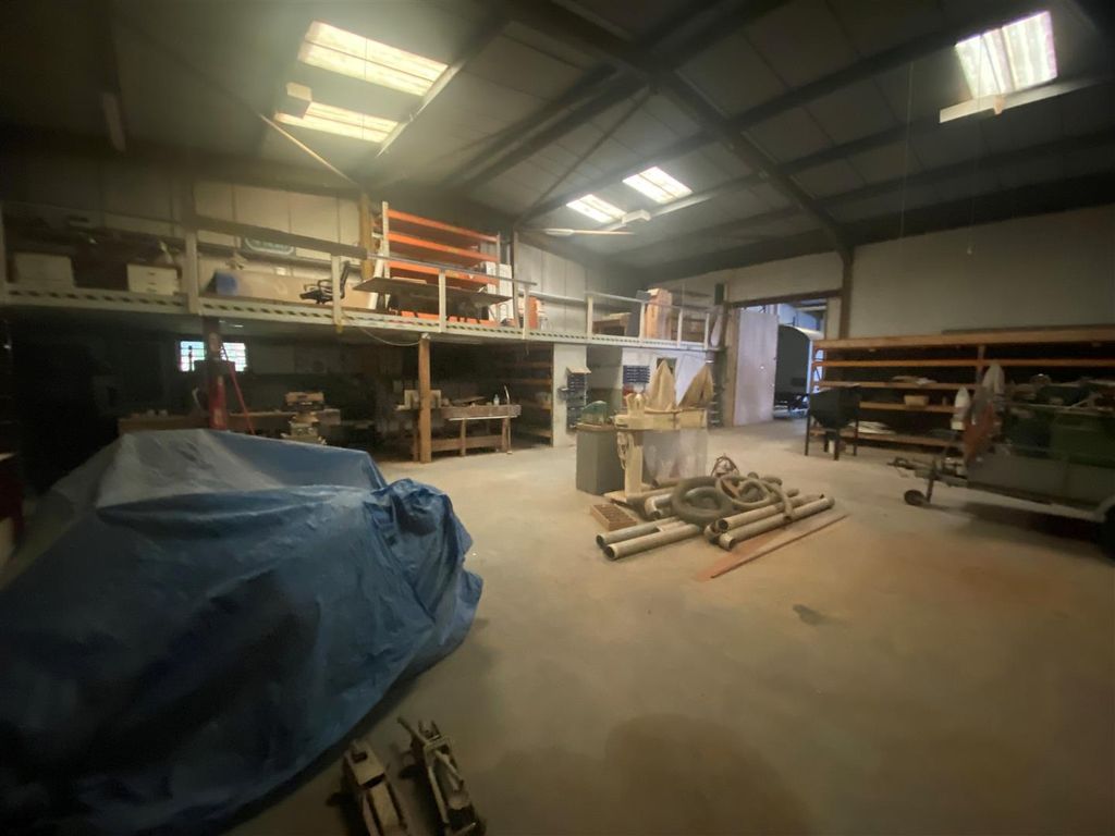 Property photo 1 of 6 6B-7 St Patricks Internal 4.Jpg