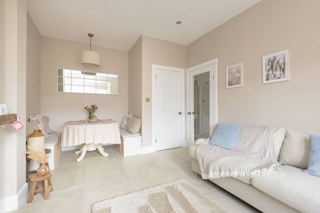 Additional image 5 of 2 bed flat for sale6d, Clifford Road, North Berwick EH39
