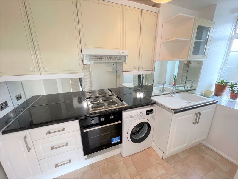 Property photo 3 of 13 Photo 11