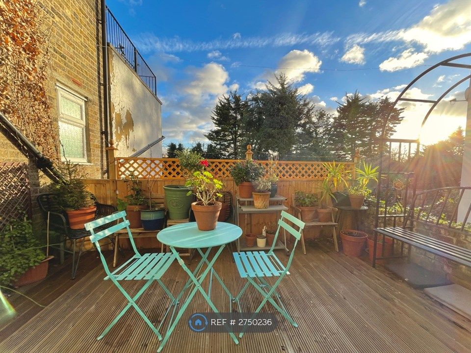 Property photo 1 of 21 Roof Terrace