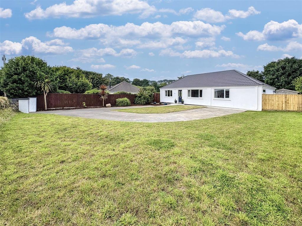 Property photo 1 of 27