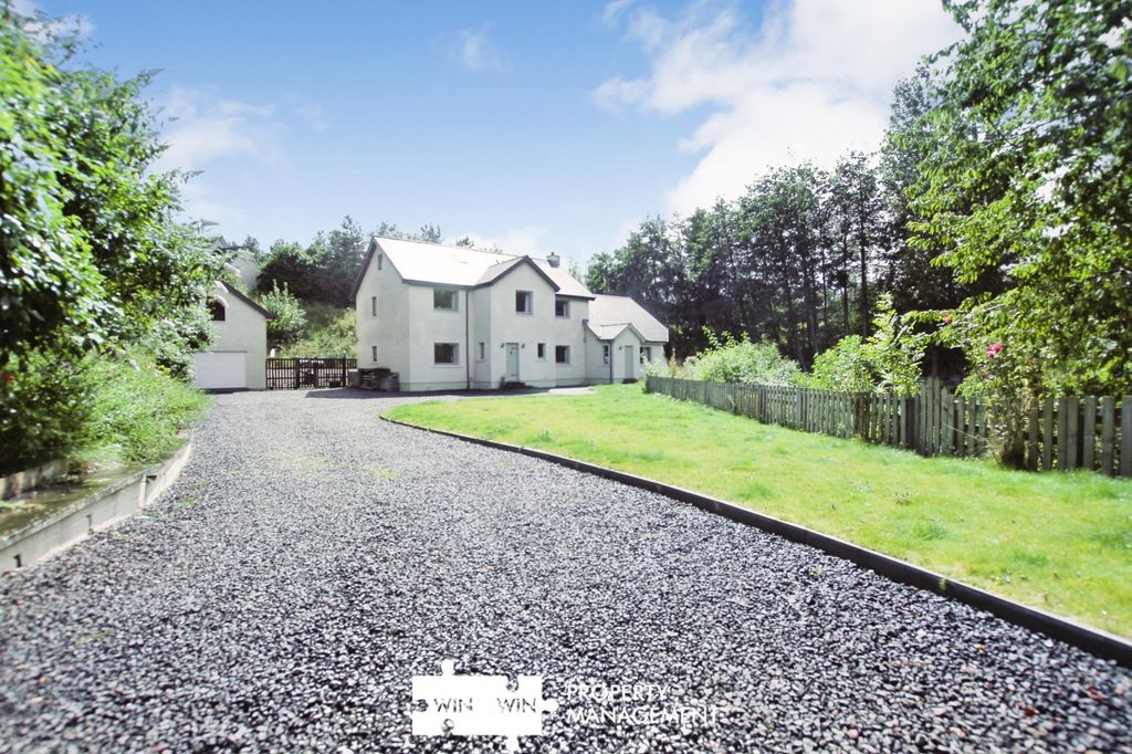 Property photo 2 of 44