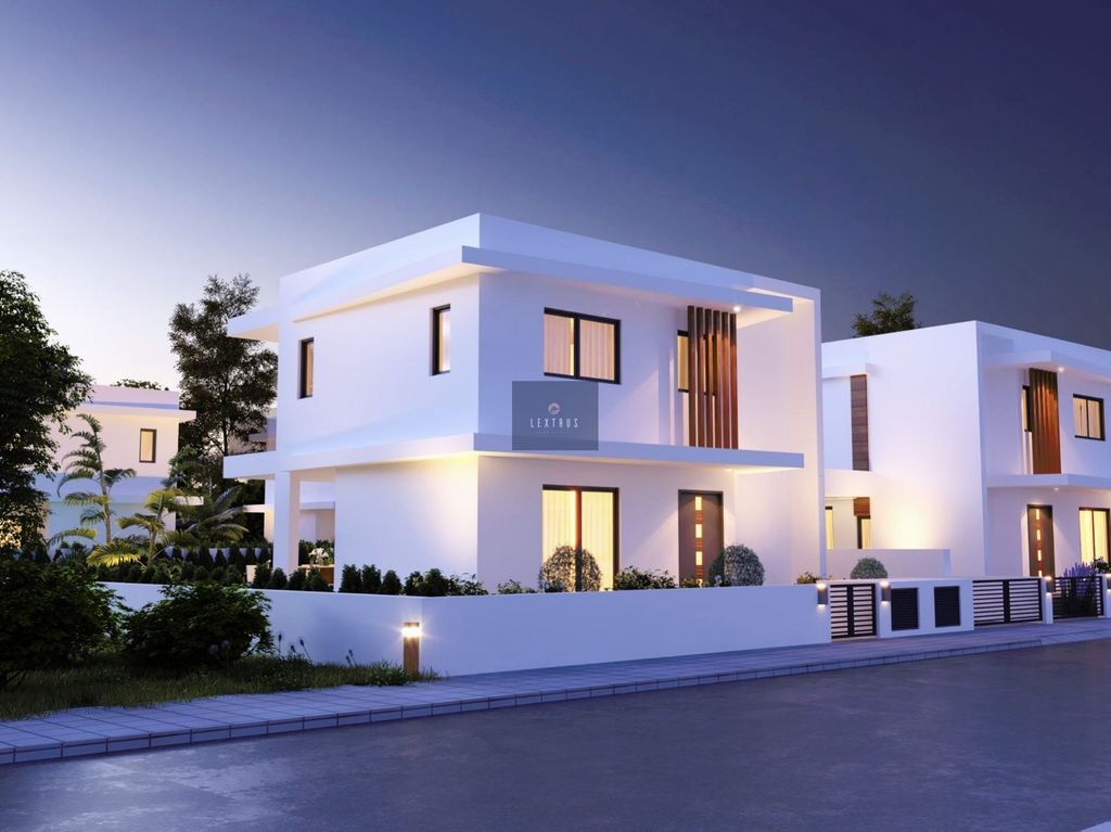 Property photo 3 of 23